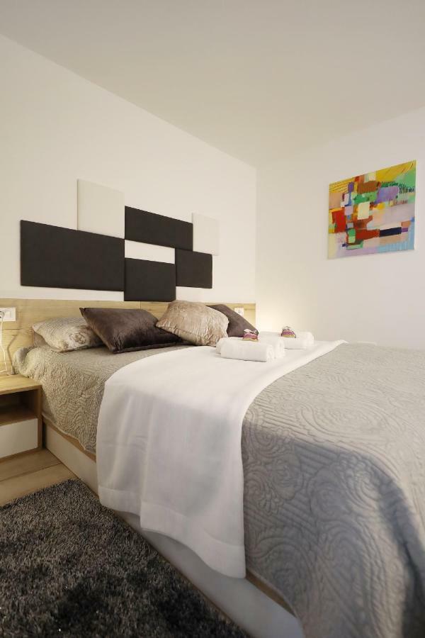 Sens Apartments Zadar Extérieur photo